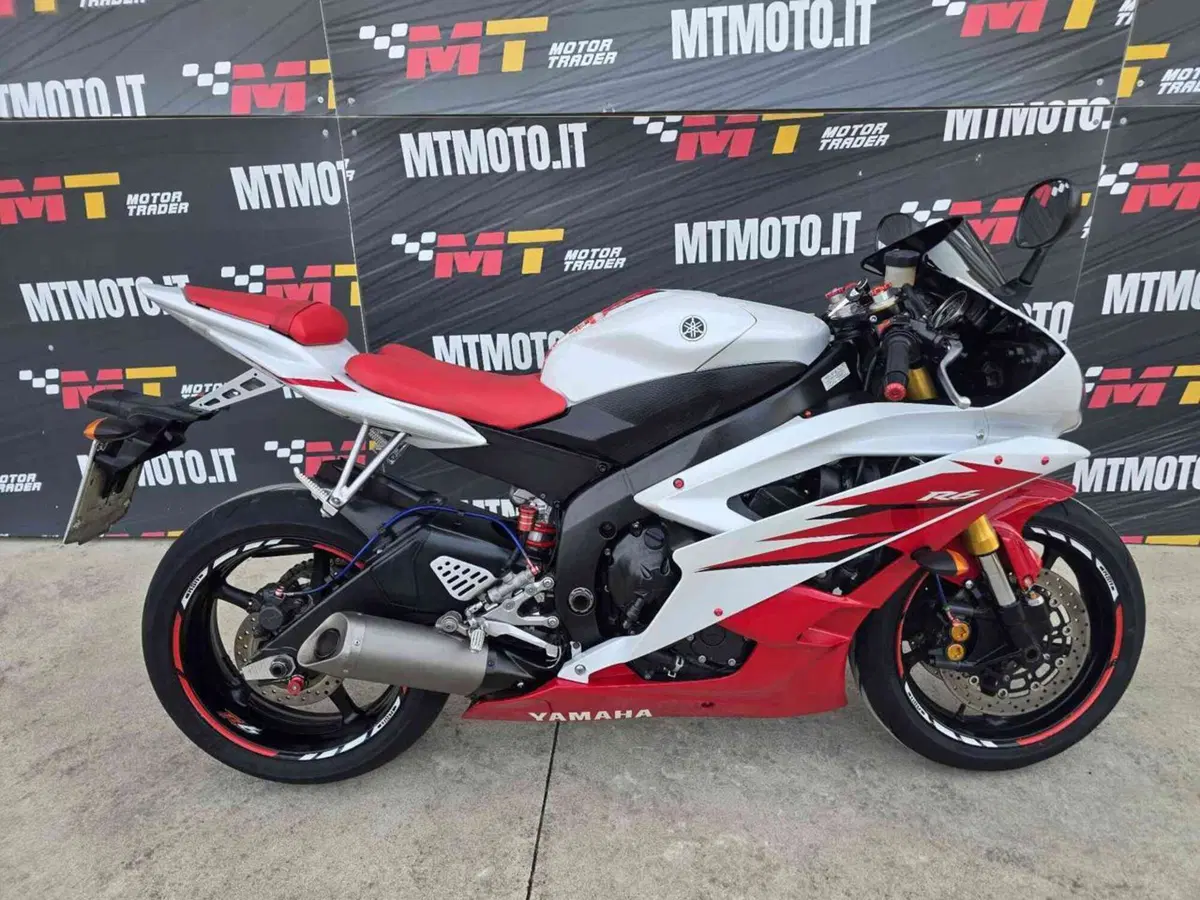 Yamaha YZF R6 (2006 - 07)