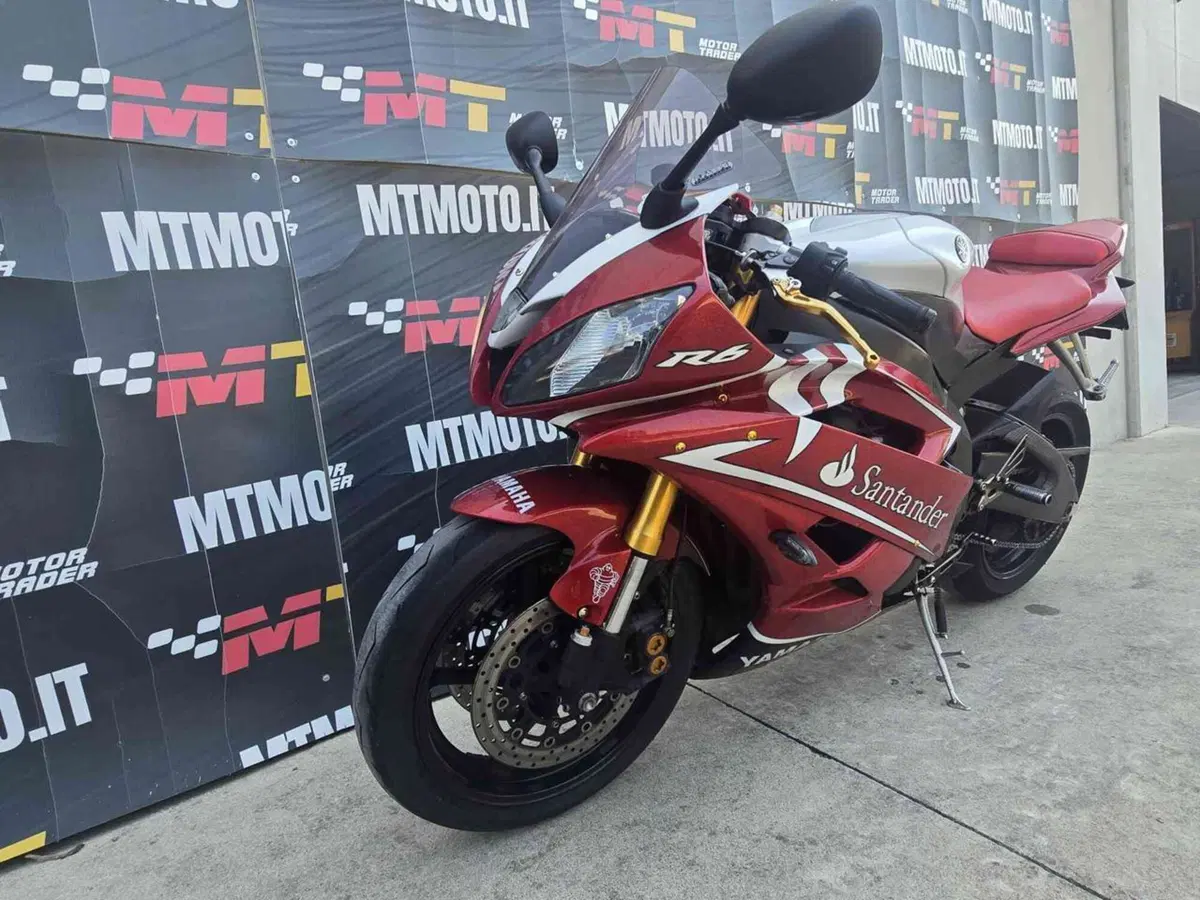 Yamaha YZF R6 (2006 - 07) (4)
