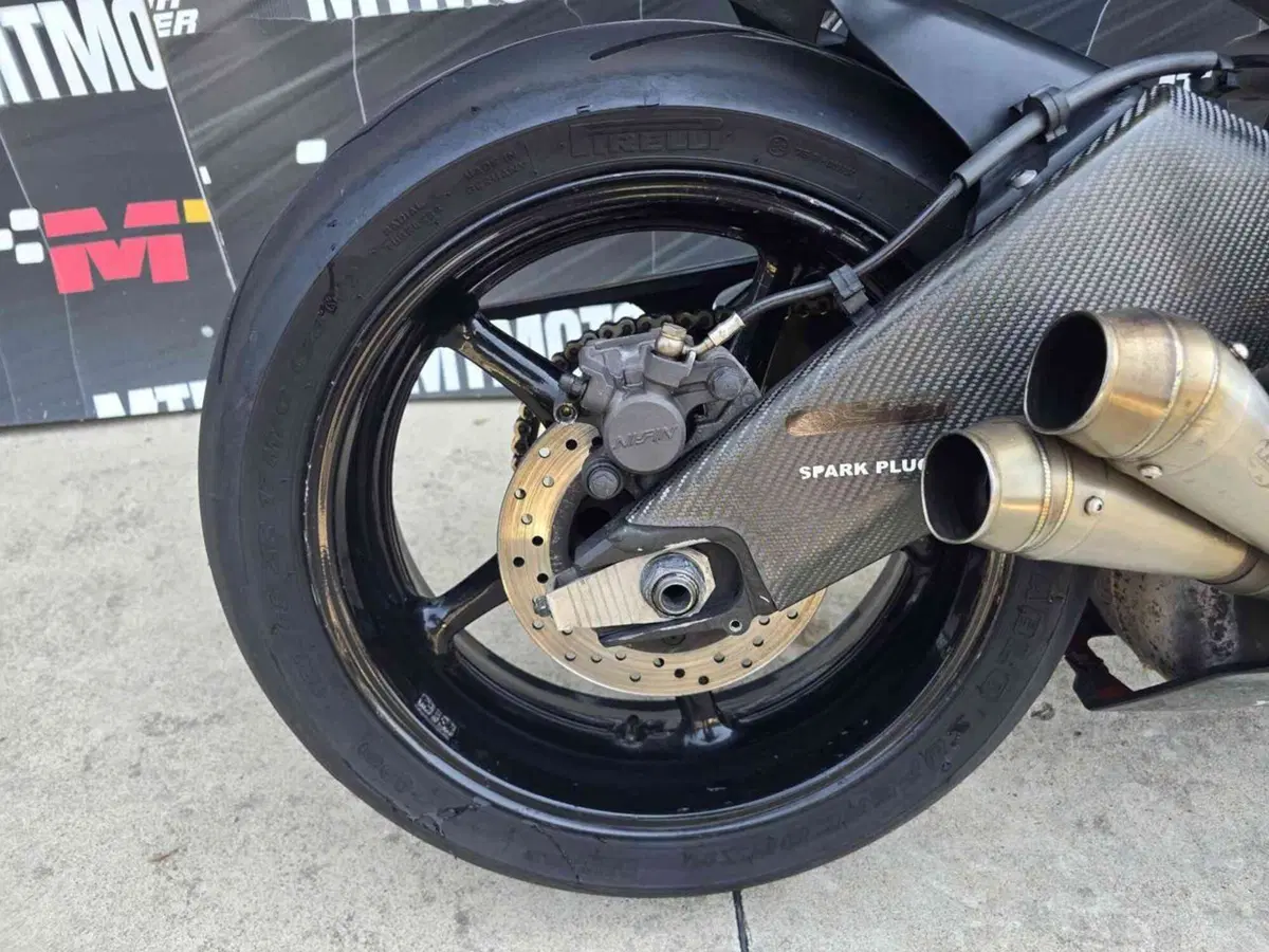 Yamaha YZF R6 (2006 - 07) (9)