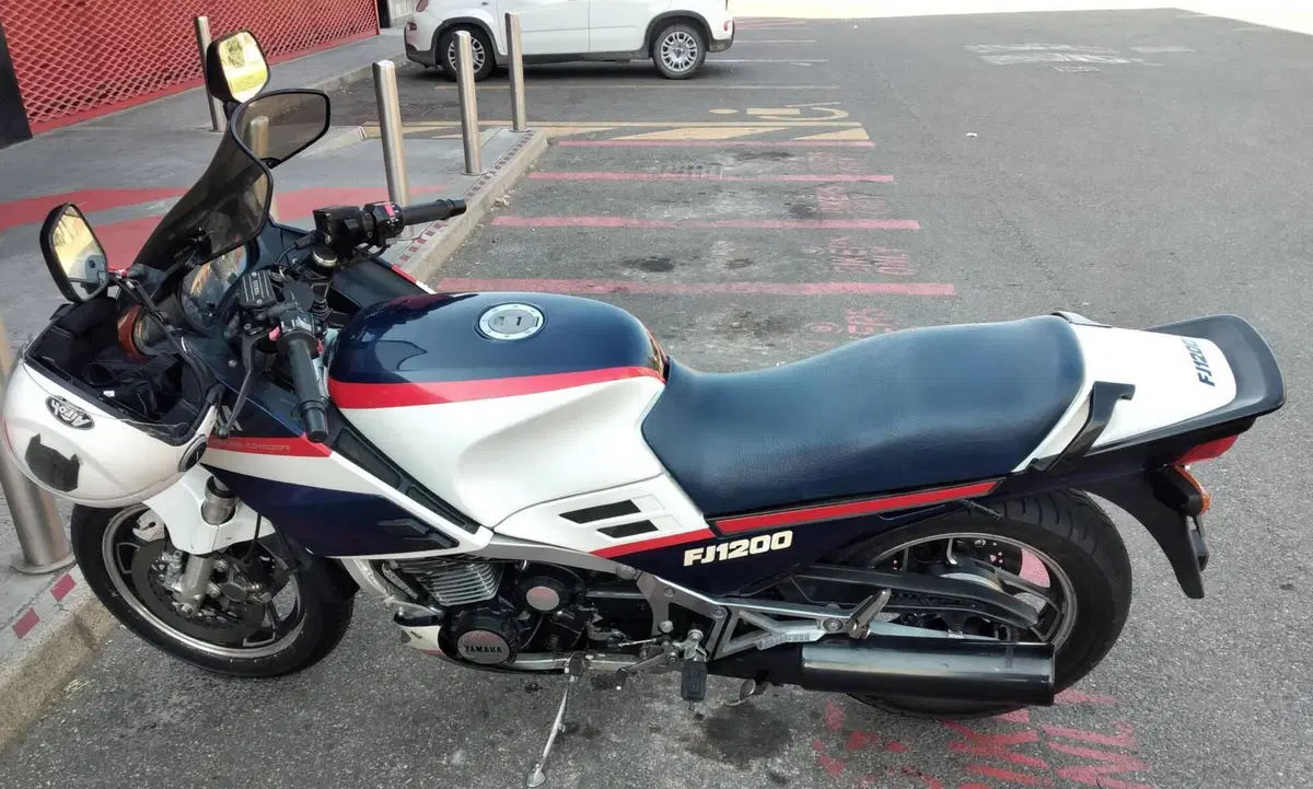 Yamaha fj 1200