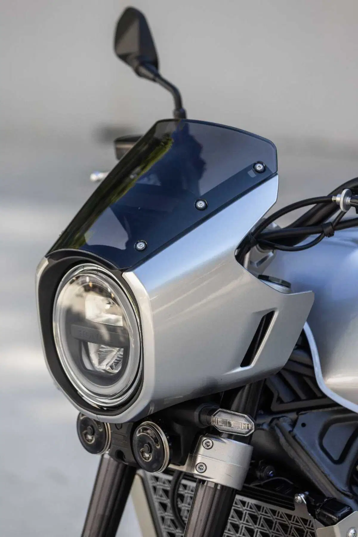 Honda CB1000F TEST: il mito degli anni '80 rivive in chiave moderna. Pregi e difetti [VIDEO E GALLERY] (16)