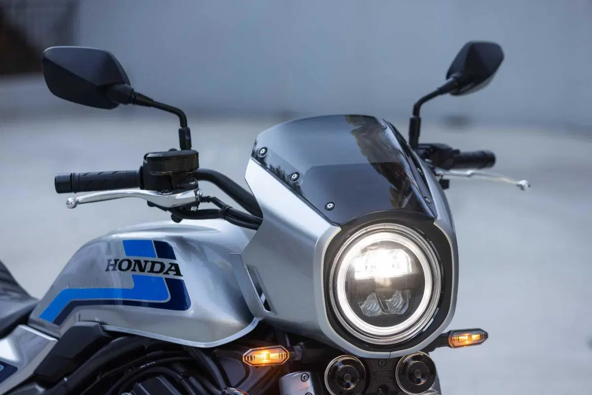 Honda CB1000F TEST: il mito degli anni '80 rivive in chiave moderna. Pregi e difetti [VIDEO E GALLERY] (44)