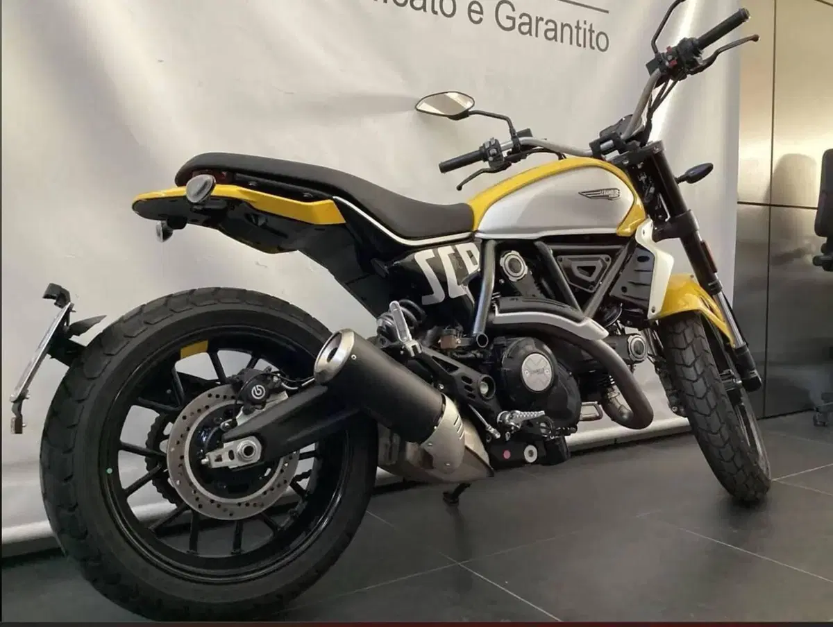 Ducati Scrambler 800 Icon (2025 - 26) (2)