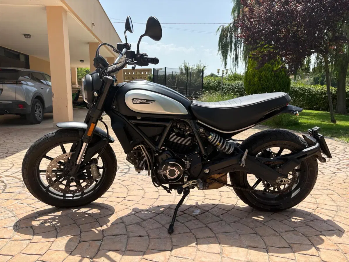 Ducati Scrambler 800 Icon Dark (2020) (2)