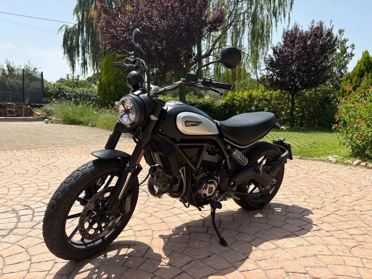 Ducati Scrambler 800 Icon Dark (2020) (3)