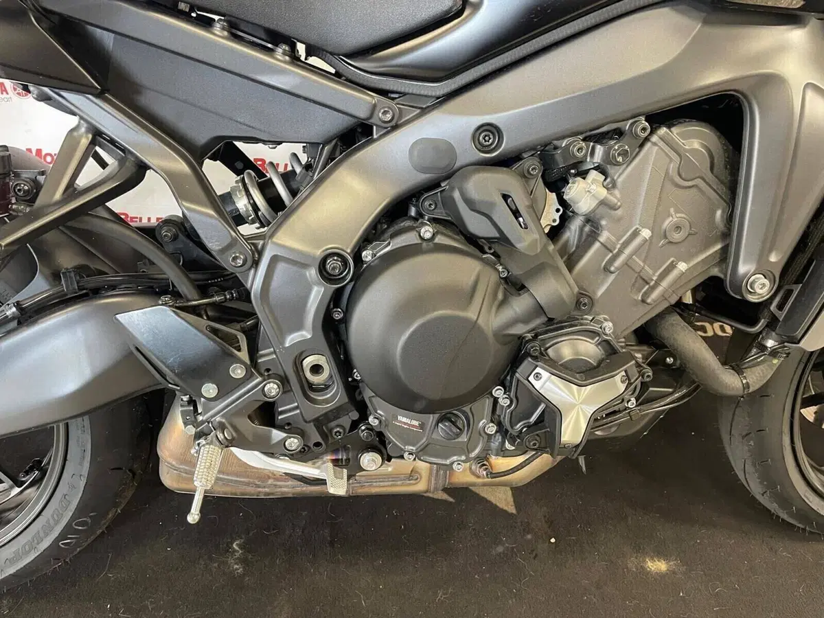 Yamaha MT-09 Y-AMT (2024 - 26) (4)