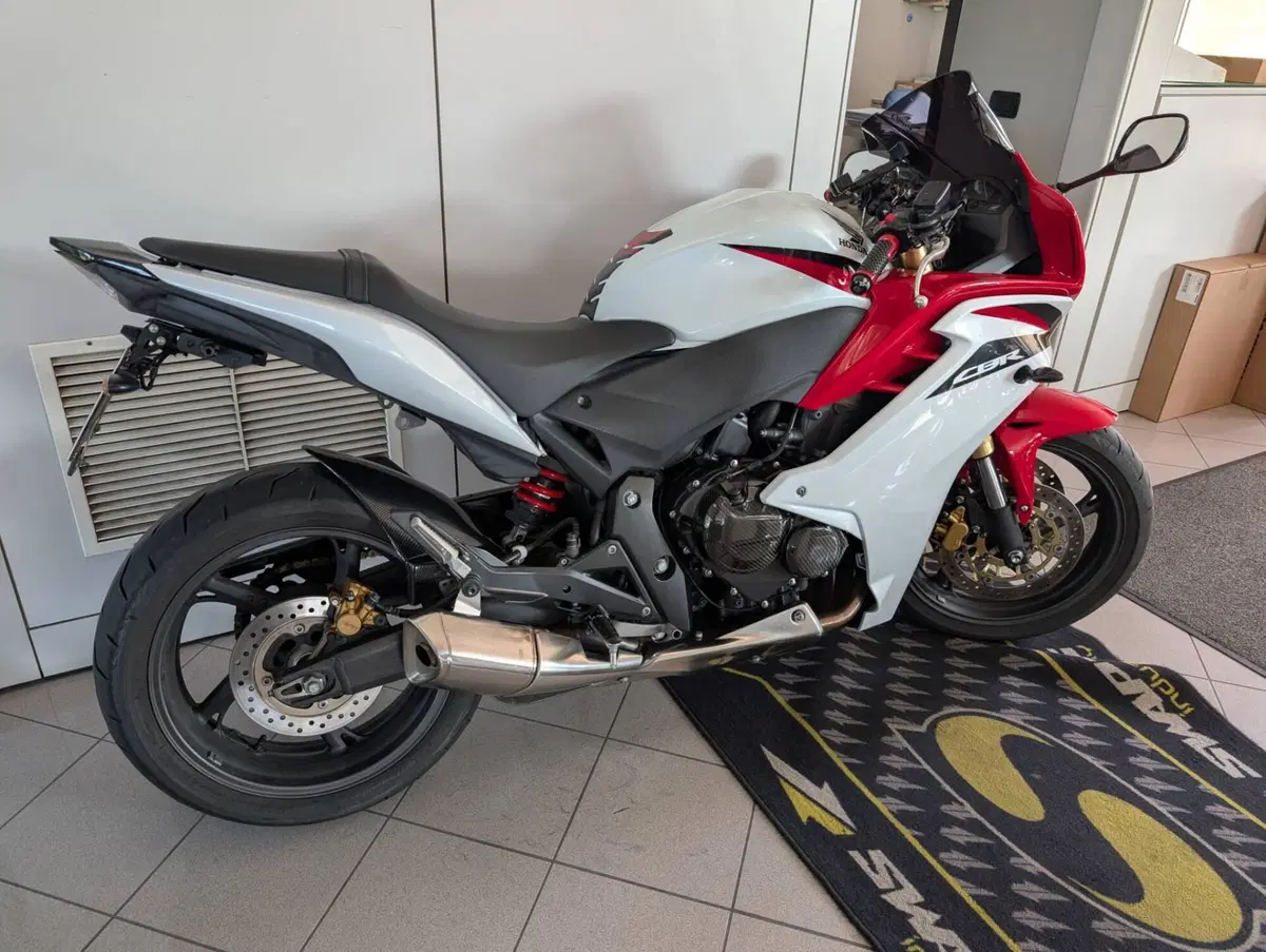 Honda CBR 600 F (2011 - 13) (5)