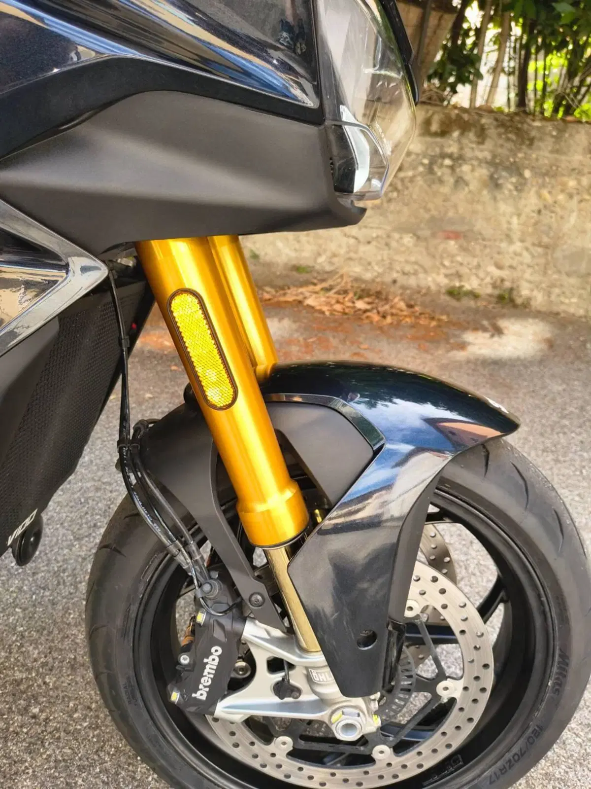Moto Guzzi V100 Mandello S (2025 - 26) (3)
