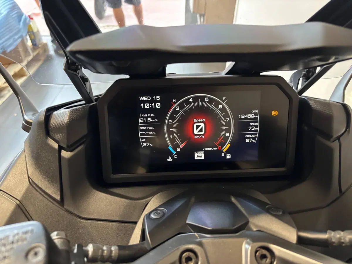Yamaha T-Max 560 (2022 - 24) (4)