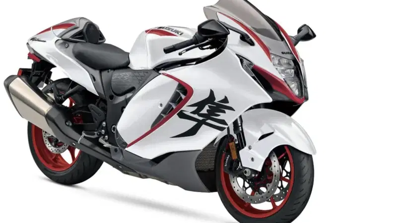 Nuova Suzuki Hayabusa 2027: Il Falco Pellegrino non muore mai.