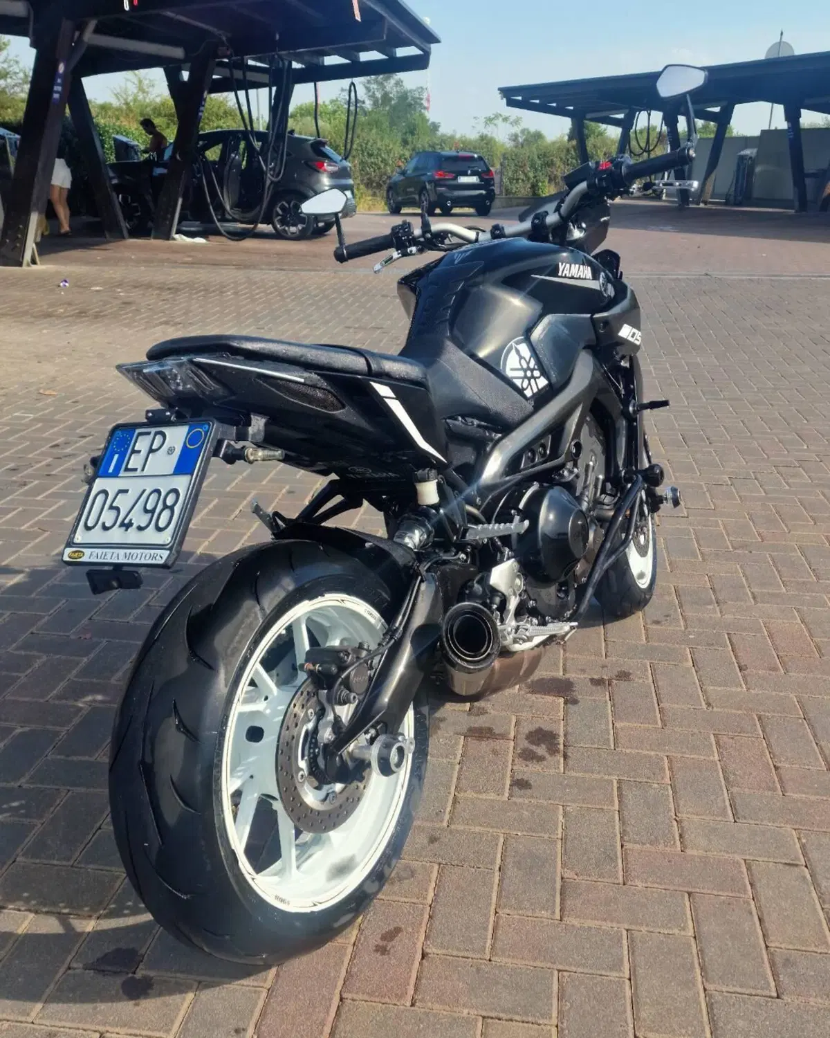 Yamaha MT-09 (2017 - 20) (3)