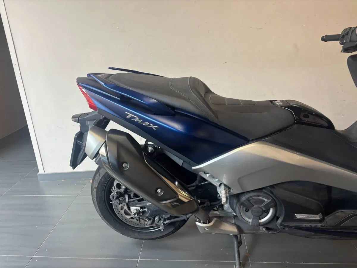 Yamaha T-Max 530 DX (2017 - 19) (8)