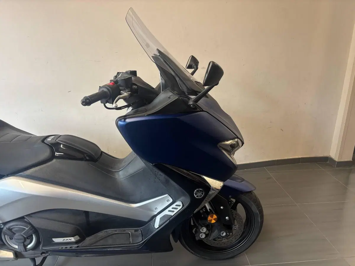 Yamaha T-Max 530 DX (2017 - 19) (9)