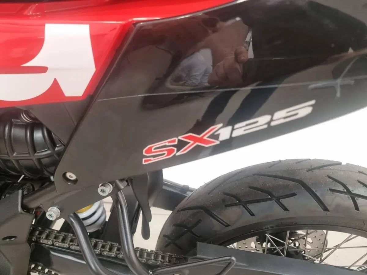 Aprilia SX 125 (2025 - 26) (5)