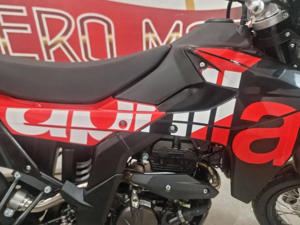 Aprilia SX 125 (2025 - 26) (7)