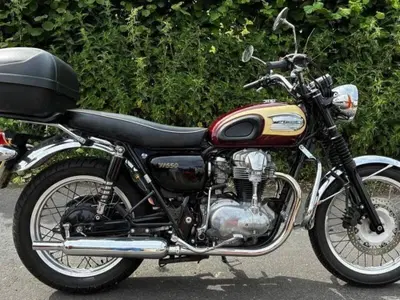 Kawasaki W 650 (1999 - 00) usata