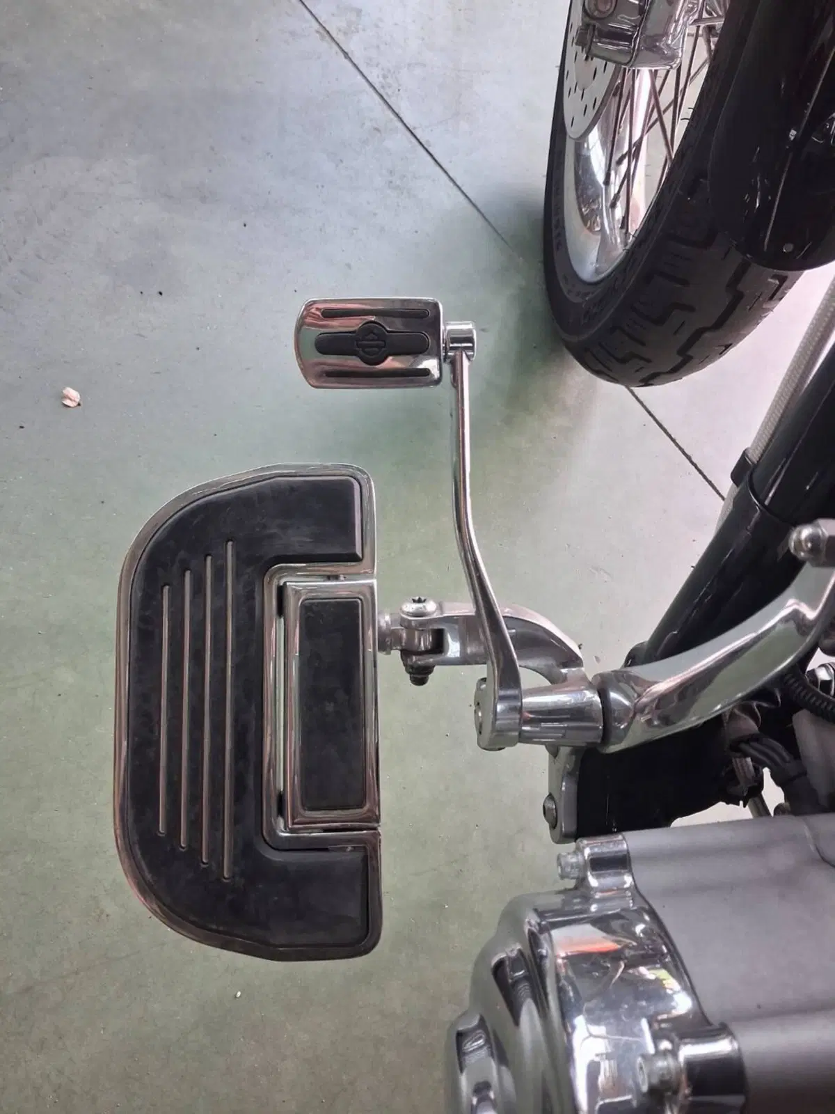 Harley-Davidson 1584 Super Glide Custom (2008 - 13) - FXDC (5)