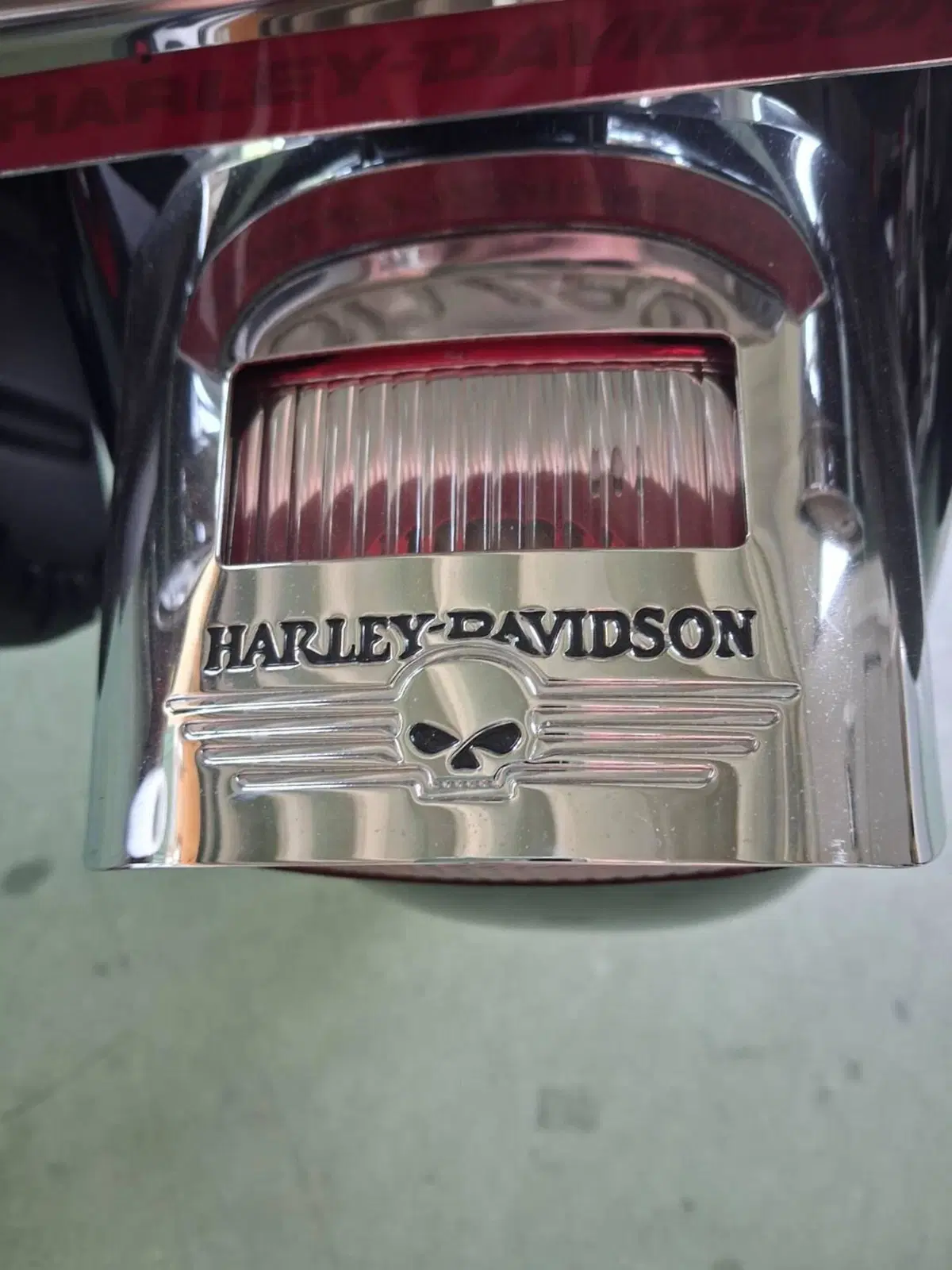Harley-Davidson 1584 Super Glide Custom (2008 - 13) - FXDC (9)