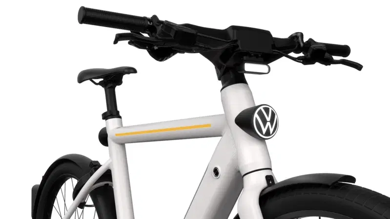 VW lancia le sue ebike: ma se il Gruppo crede nelle due ruote&hellip; quale futuro immagina per Ducati? 