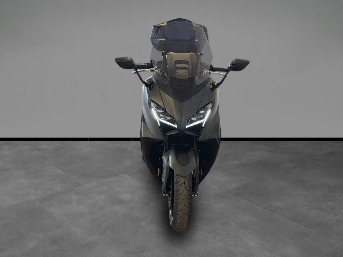 Yamaha T-Max 560 (2025 - 26) (3)