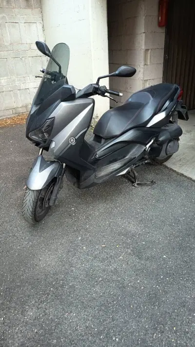 Yamaha X-Max 250 (2014 - 16) usata