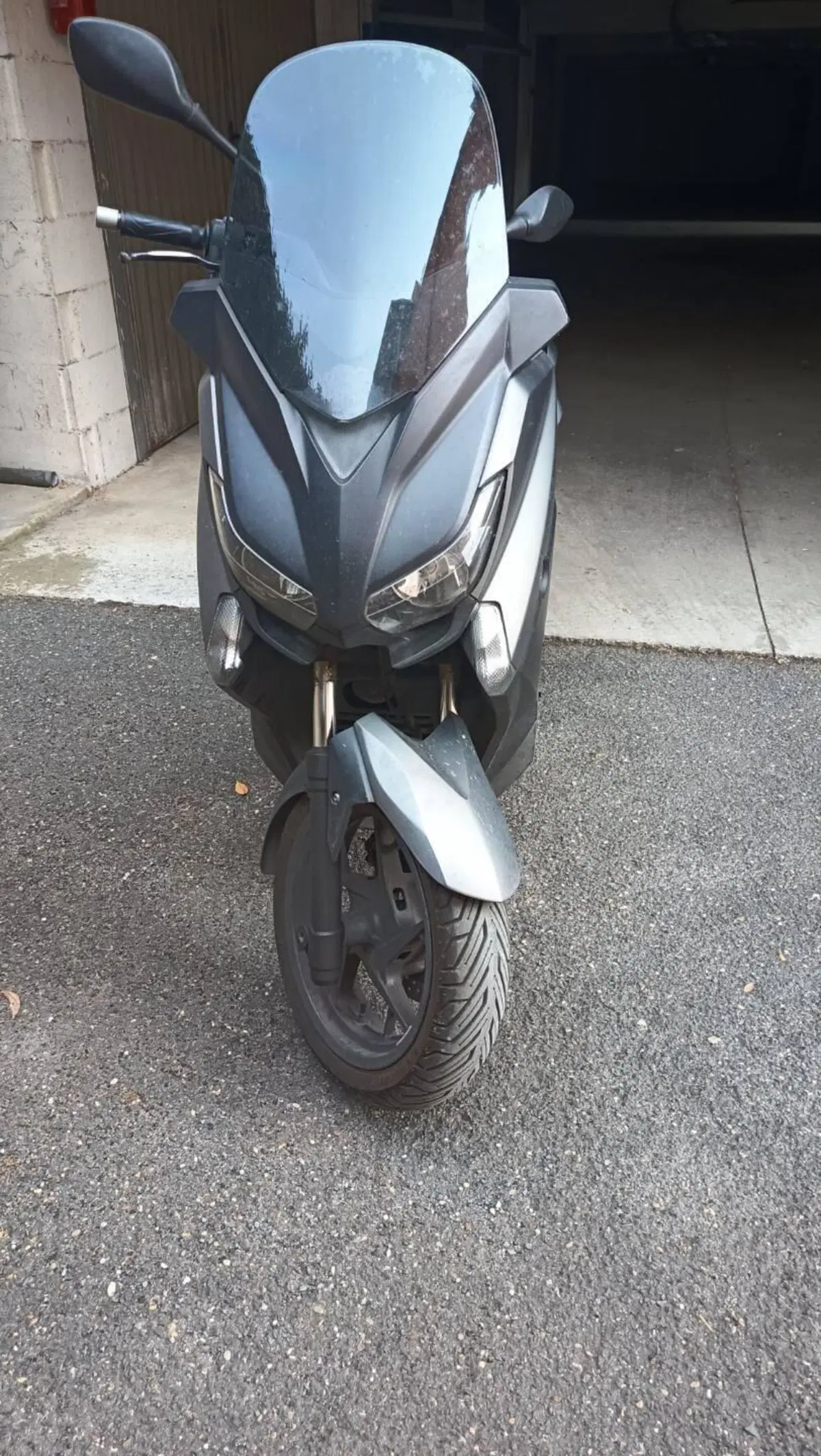 Yamaha X-Max 250 (2014 - 16) (2)