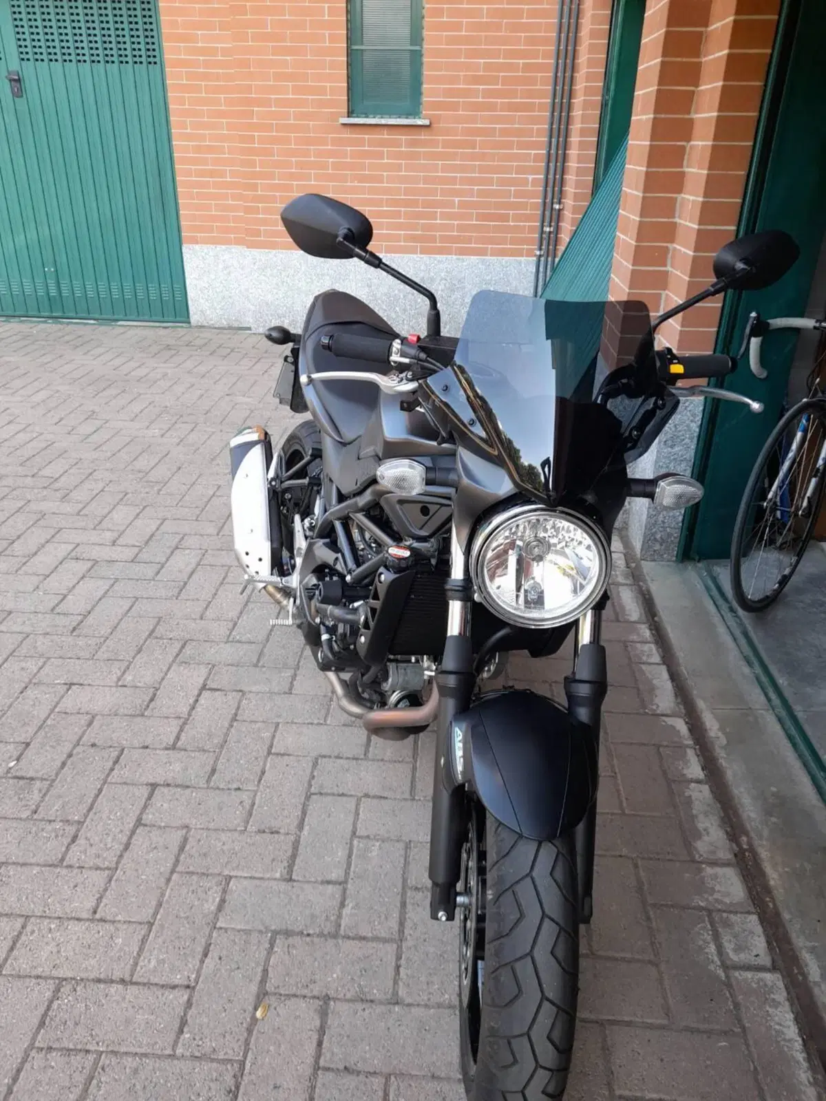 Suzuki SV 650 (2016 - 20) (8)