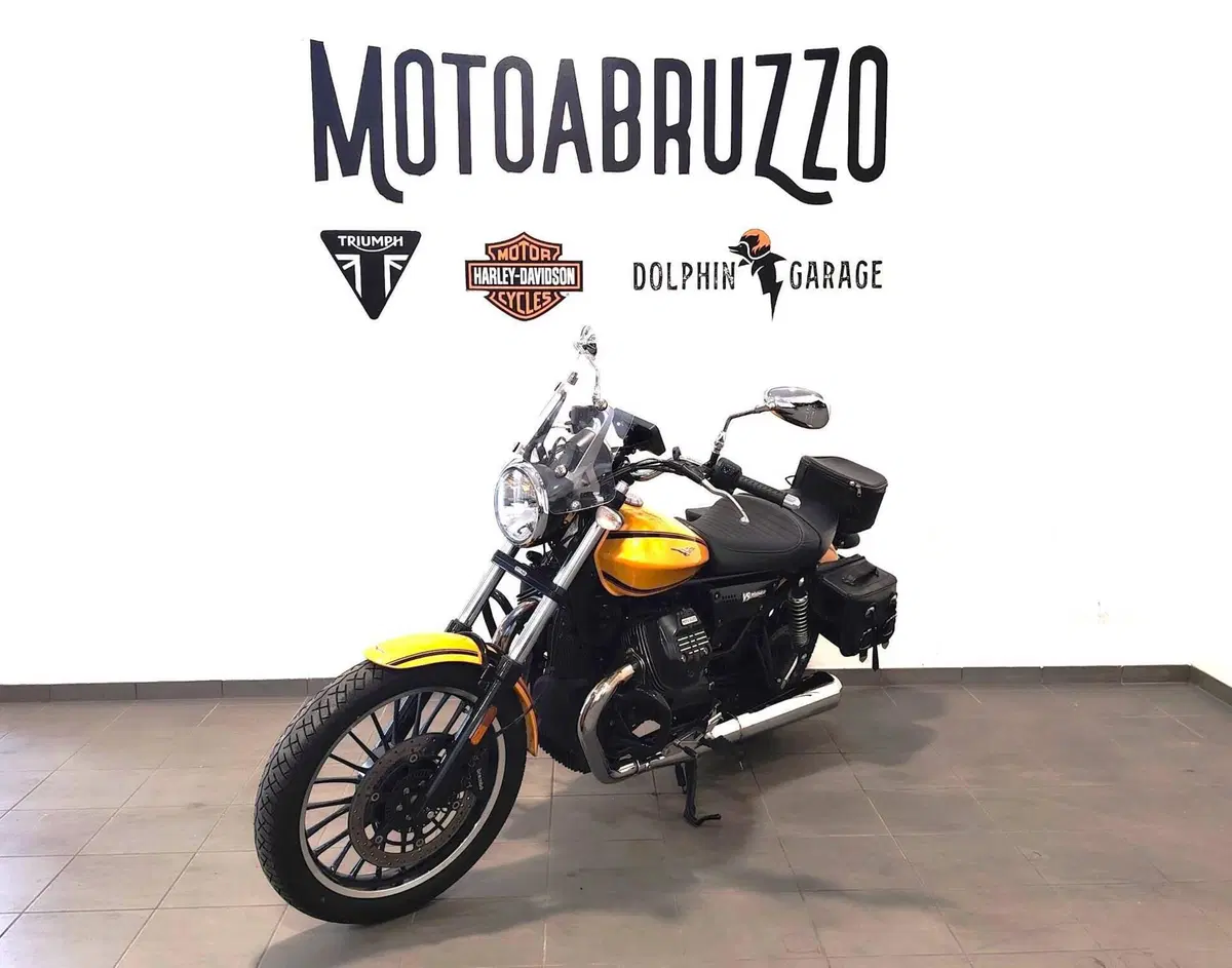 Moto Guzzi V9 Roamer (2016 - 18) (6)
