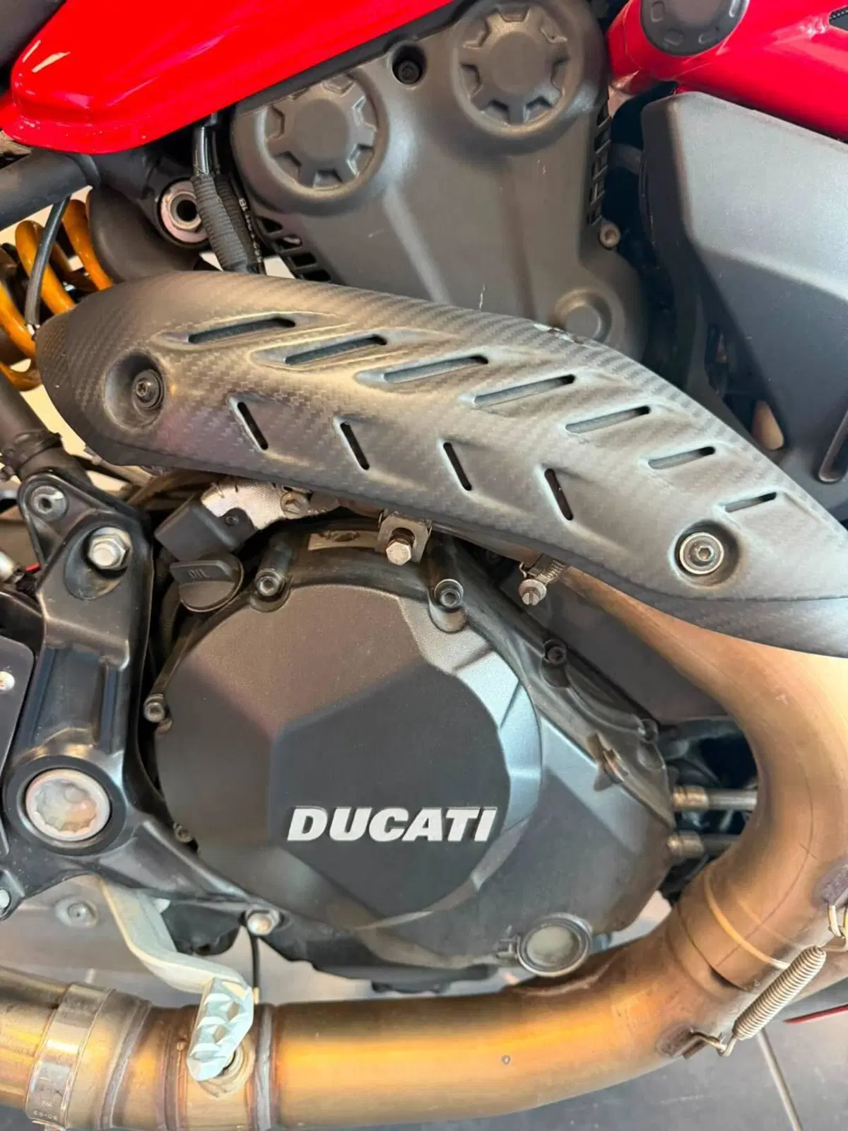 Ducati Monster 1200 R (2016 - 19) (8)