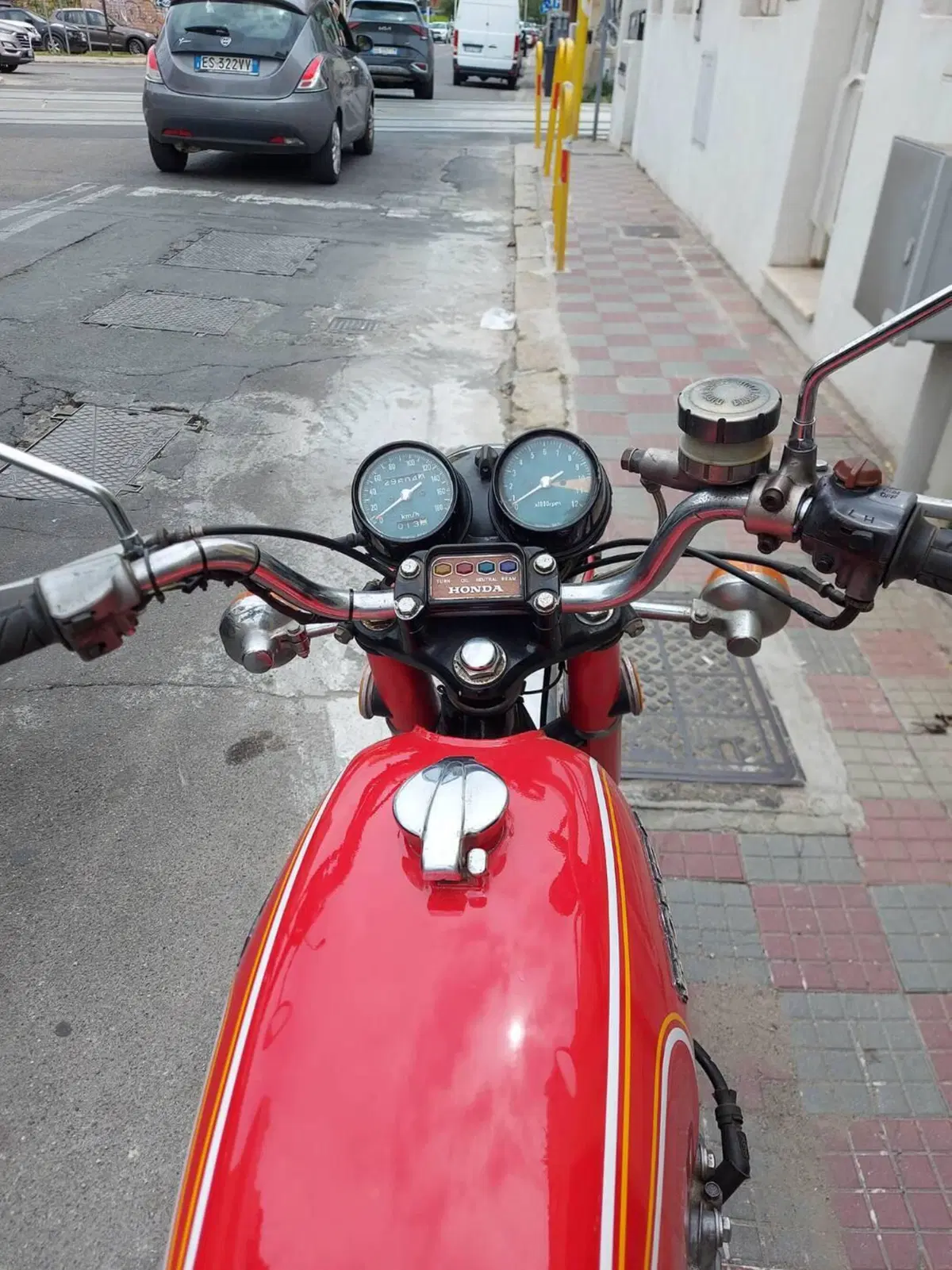 Honda 350 (7)