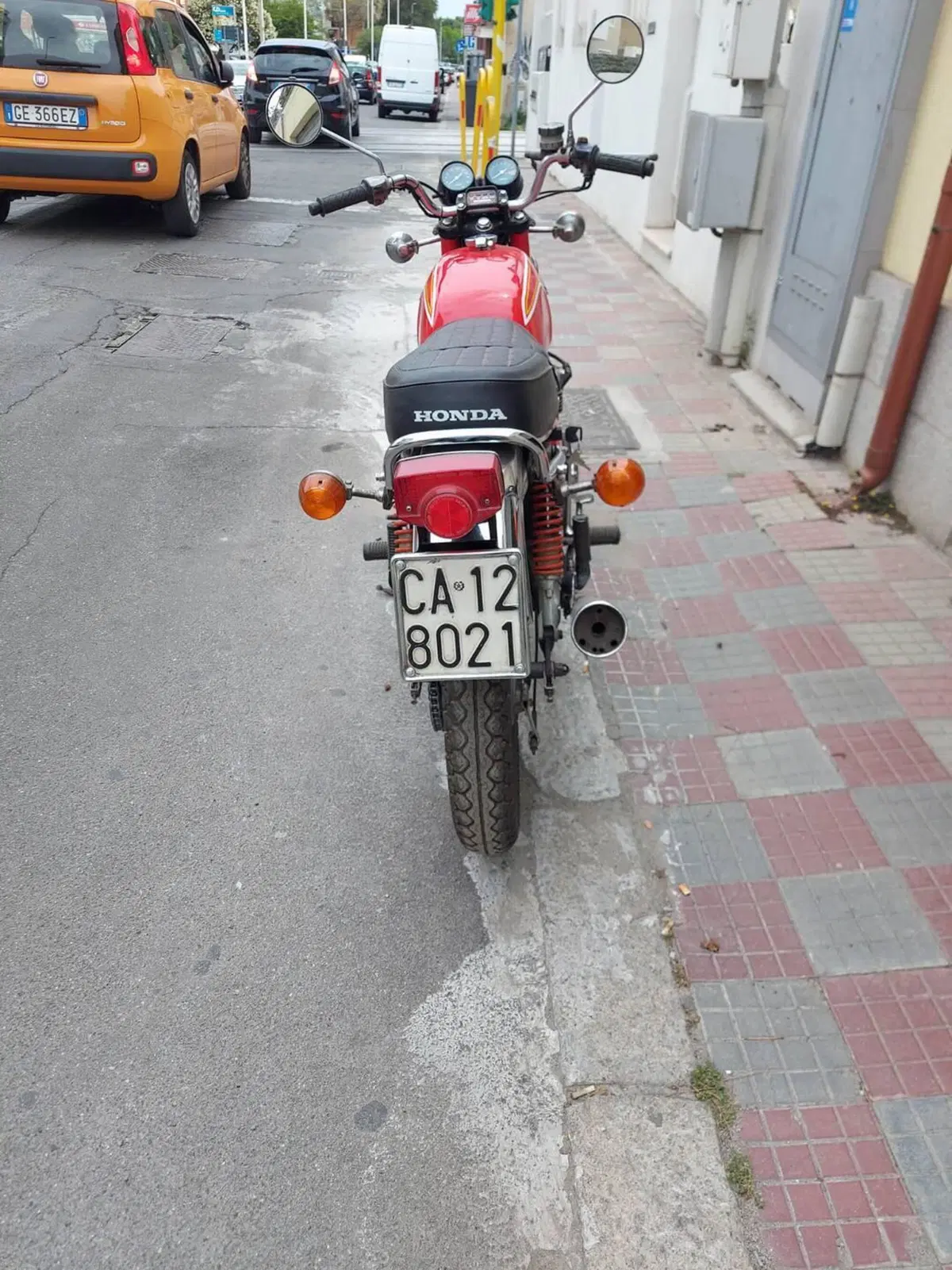 Honda 350 (8)