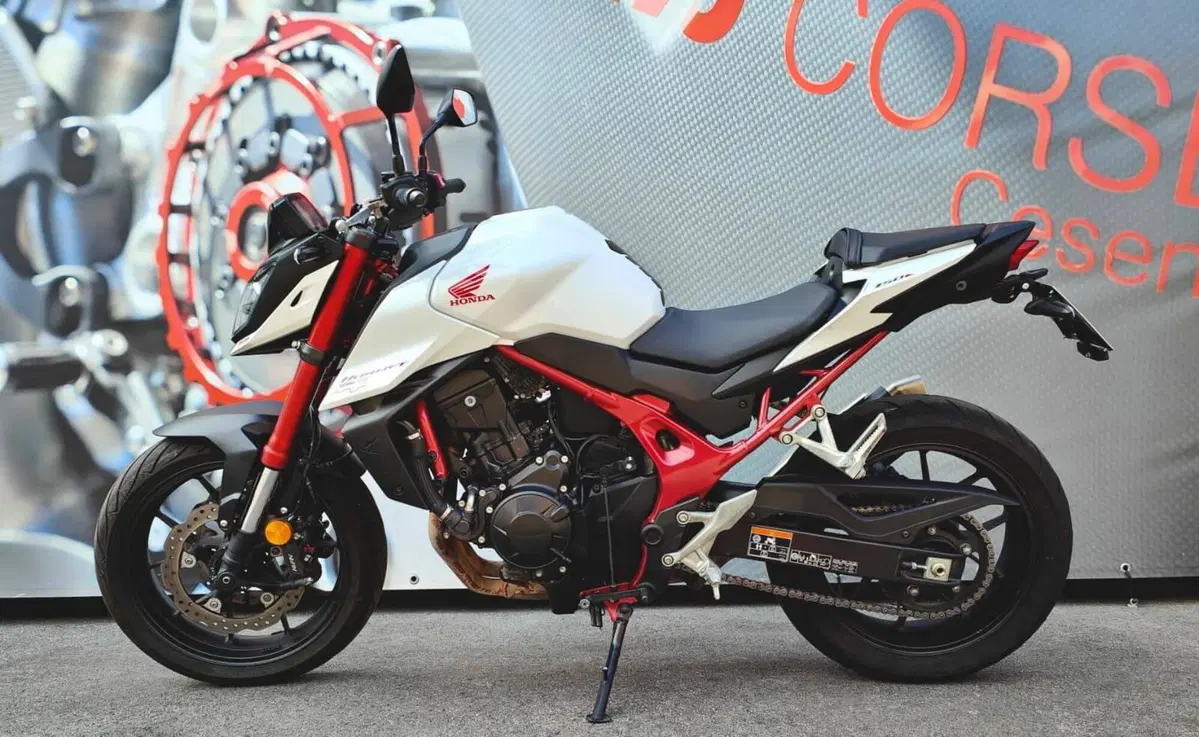 Honda CB 750 Hornet (2023 - 24)