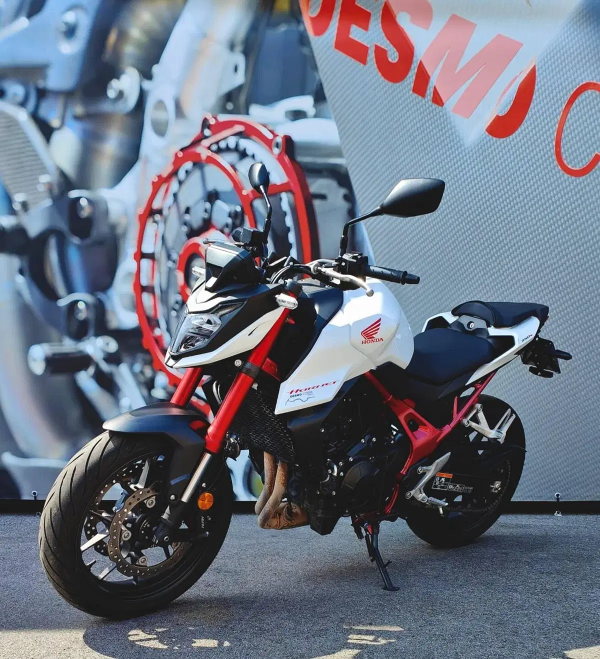 Honda CB 750 Hornet (2023 - 24) (4)