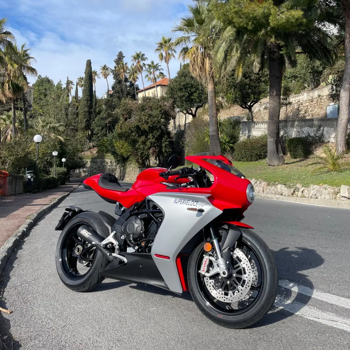 MV Agusta Superveloce 800 (2021 - 25) (7)