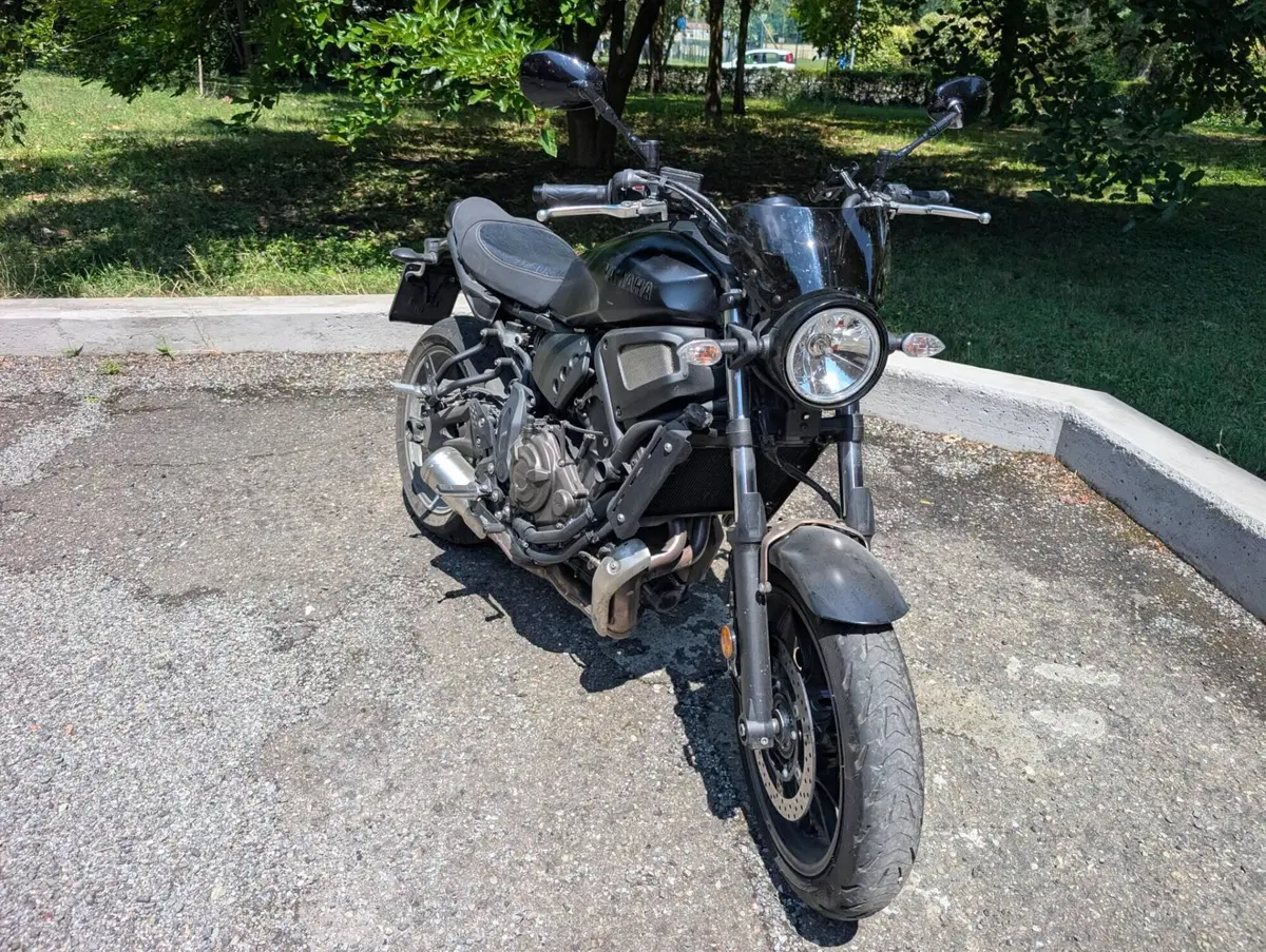 Yamaha XSR 700 (2021) (3)