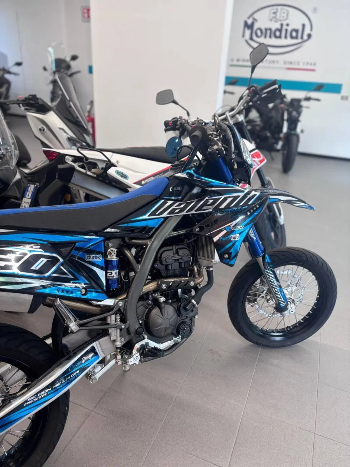 Valenti Racing SM 125 Z (2020 - 22) (3)