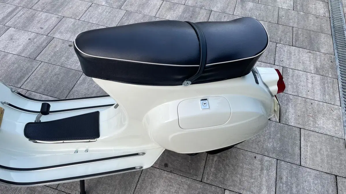 Piaggio Vespa 125 primavera  (4)