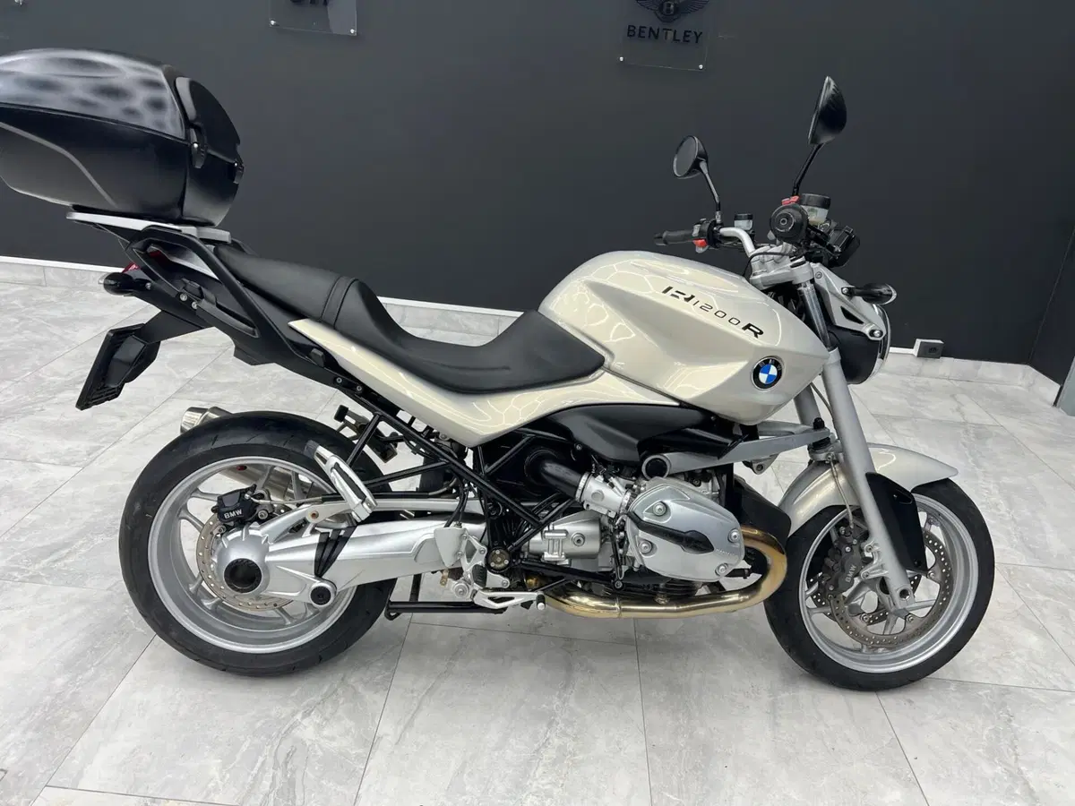Bmw R 1200 R (2006 - 11) (7)