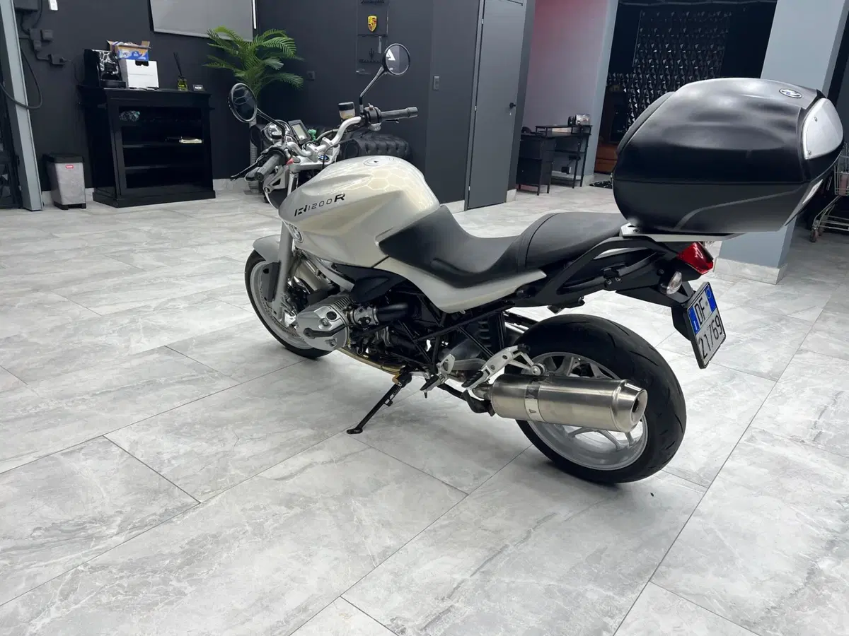 Bmw R 1200 R (2006 - 11) (12)