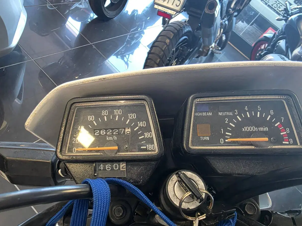 Yamaha xt 600  (7)