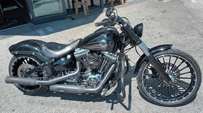 Harley-Davidson 1690 Breakout (2013 - 17) - FXSB usata