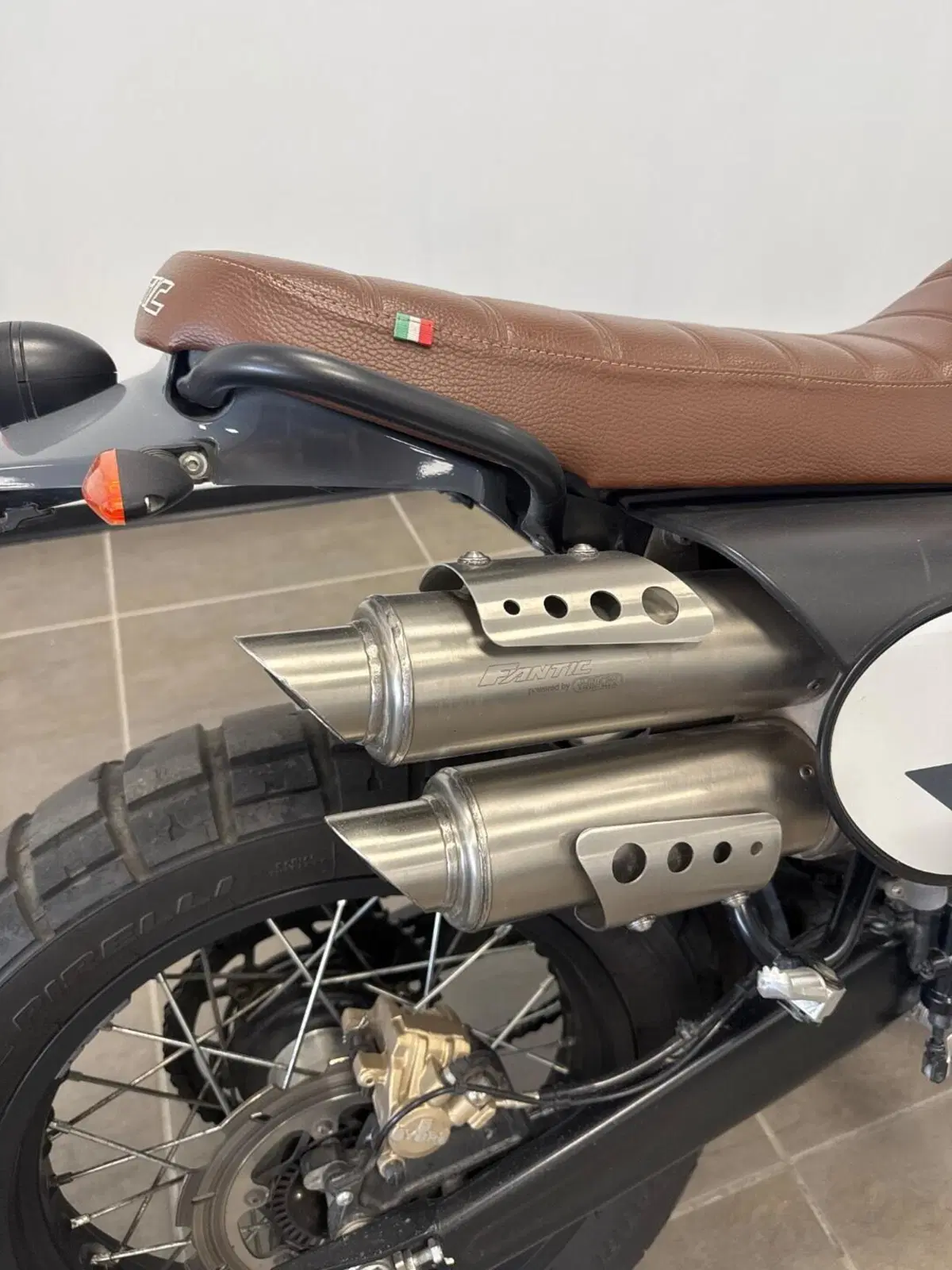 Fantic Motor Caballero 500 Scrambler Deluxe (2021 - 23) (5)