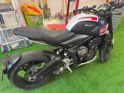 Triumph Trident 660 Triple Tribute Edition (2024) usata