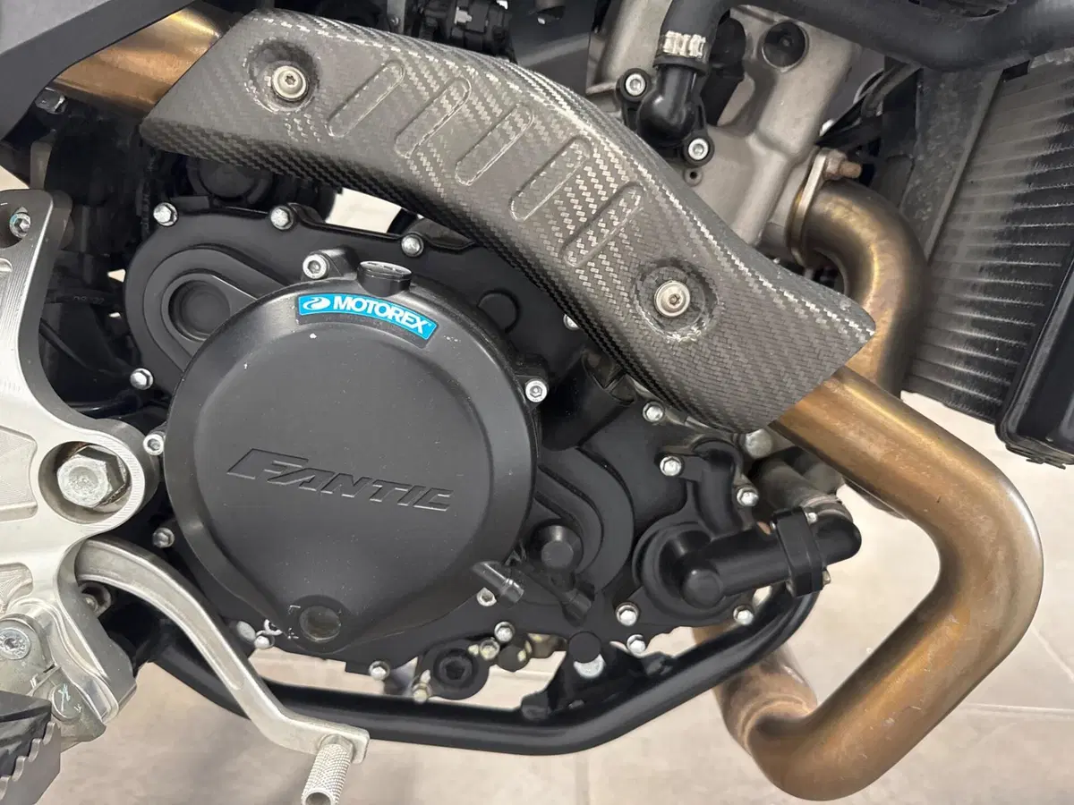 Fantic Motor Caballero 500 Scrambler Deluxe (2021 - 23) (19)