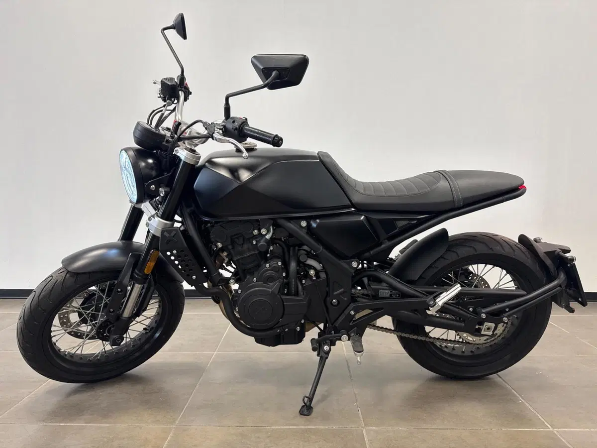 Brixton Motorcycles Crossfire 500 (2021 - 25) (10)