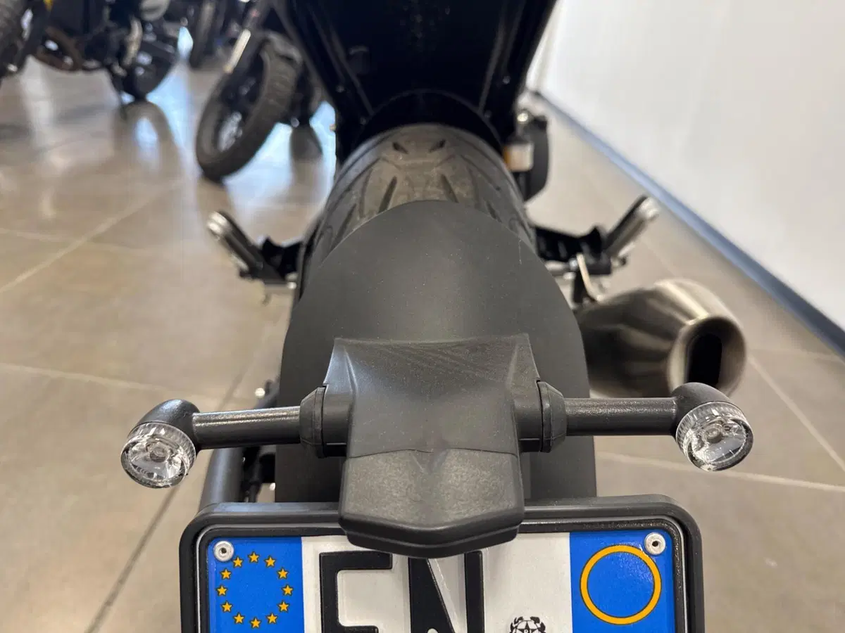 Brixton Motorcycles Crossfire 500 (2021 - 25) (17)