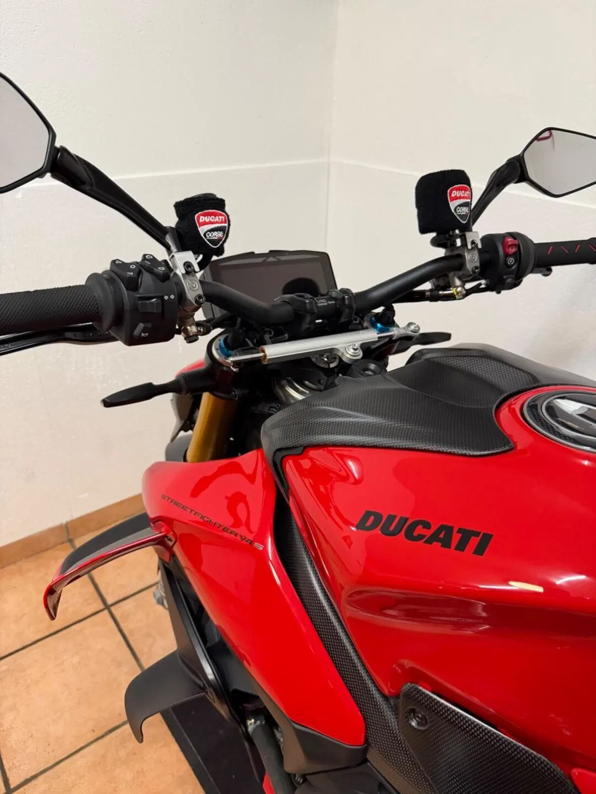 Ducati Streetfighter V4 S (2025 - 26) (6)