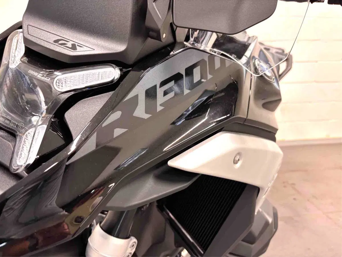 Bmw R 1300 GS Triple Black (2023 - 26) (2)
