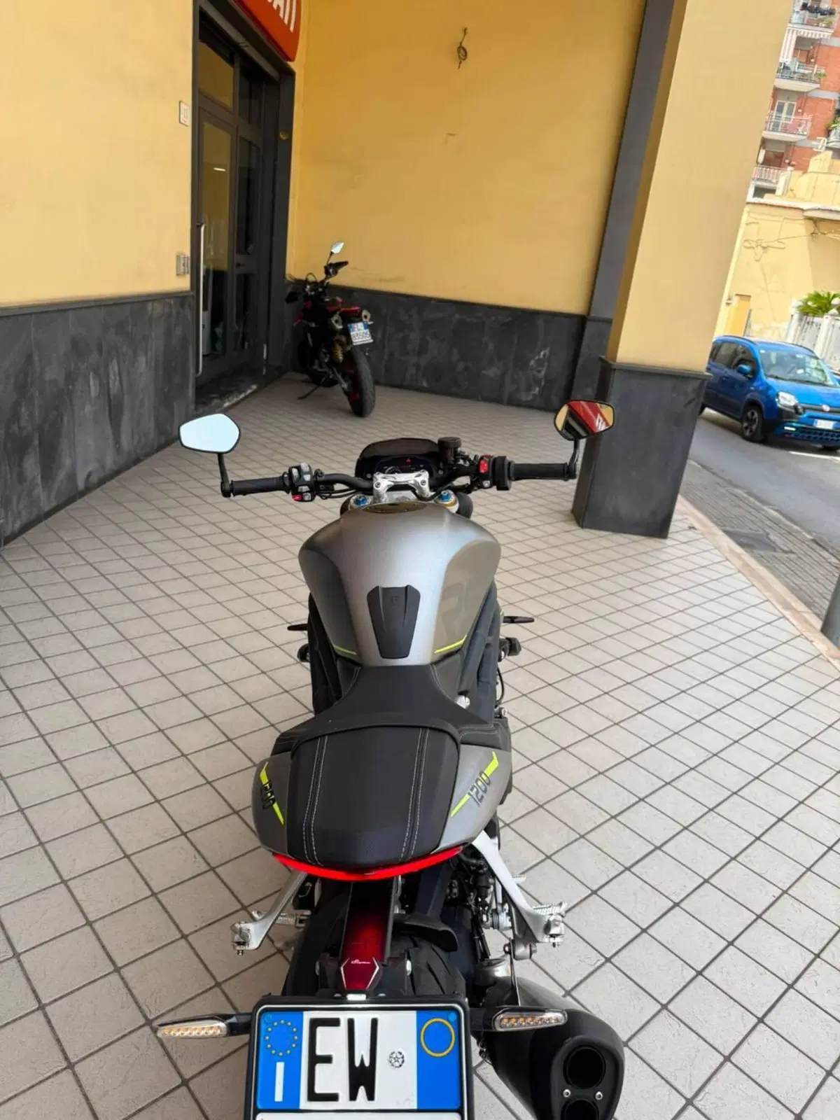 Triumph Speed Triple 1200 RS (2021 - 24) (5)