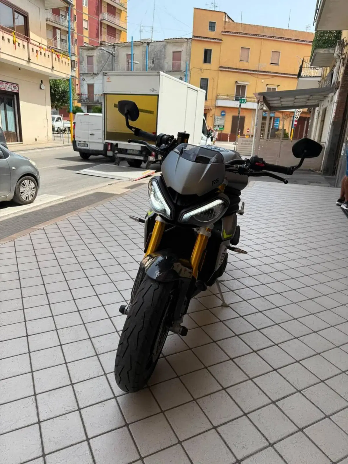 Triumph Speed Triple 1200 RS (2021 - 24) (2)